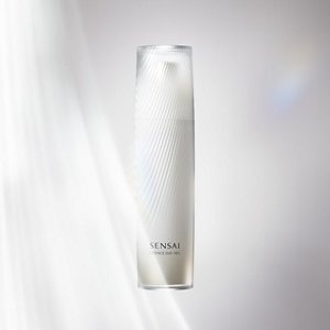 AW25_ESSENCE DAY VEIL